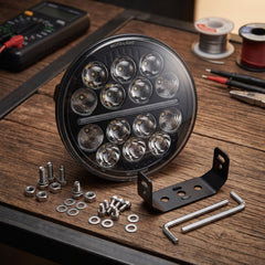Nakamoro Premium Series R01 Model 7 Inch Round LED Floodlight With White/Amber Drl