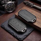 Jaecoo J5 Model Elite Series Metallic Car Key Case Luxury Zinc Alloy Protection Case(Black)