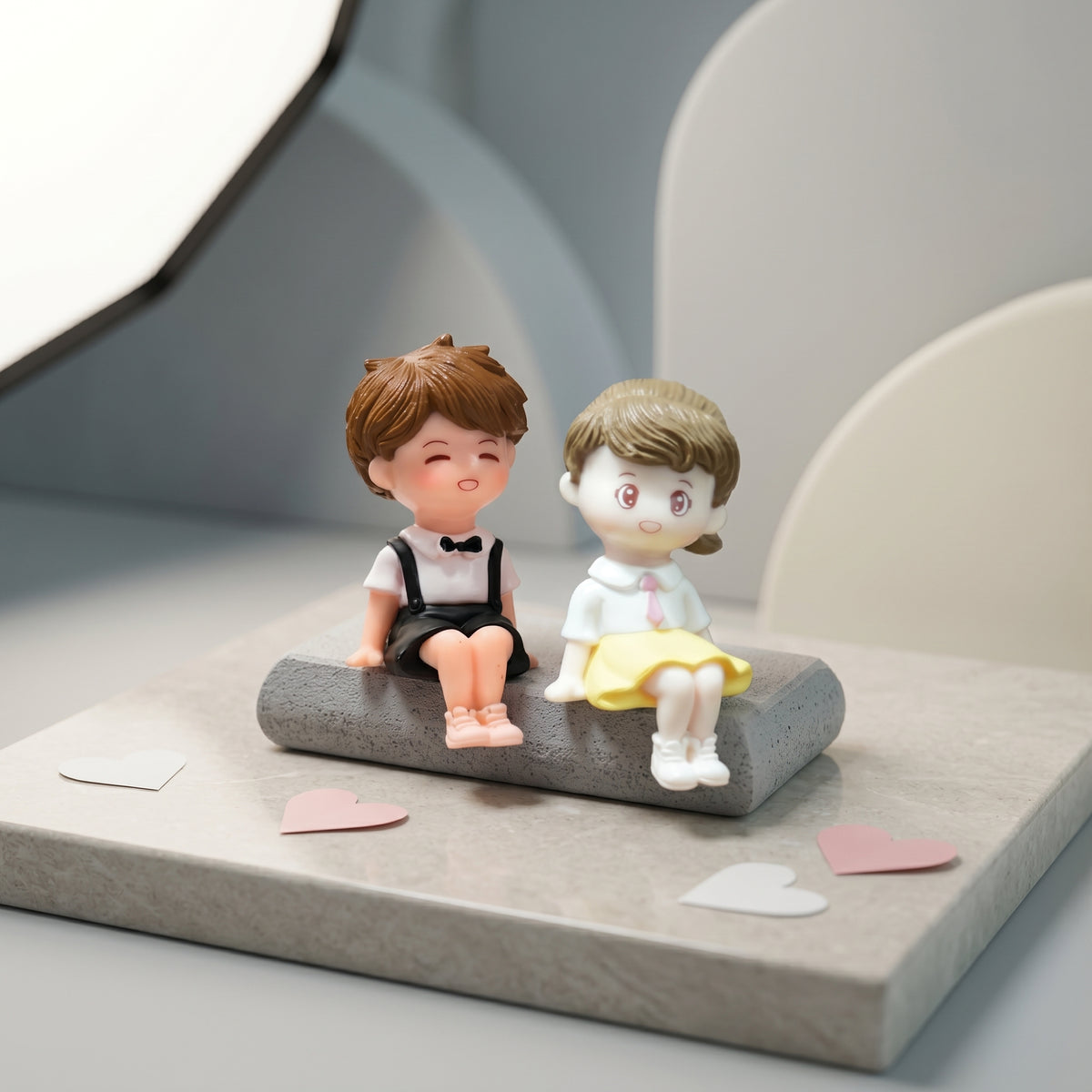 Universal Cute Romantic Character Sitting On The Bench Decoration Accessories For Car