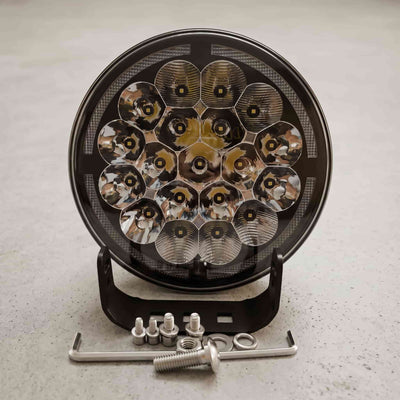 Nakamoro Premium Series R03 Model 9 Inch Round LED Floodlight With White/Amber Drl 1pcs