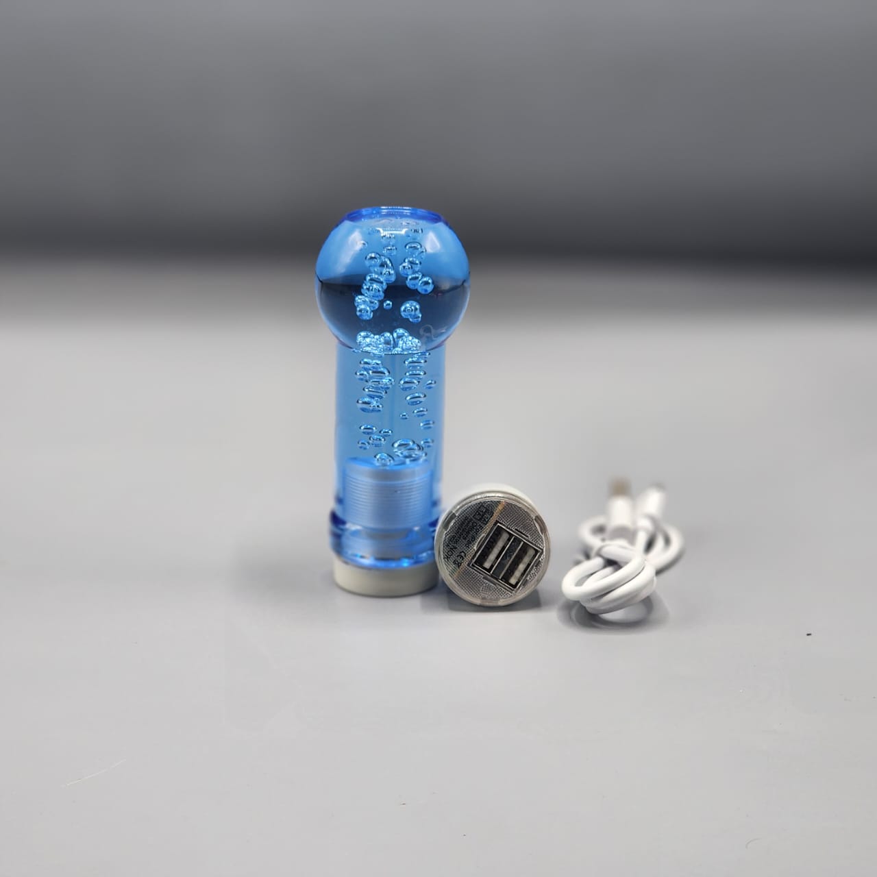Gear Bulb Universal Crystal LED Light Blue Shift Gear knob With Charger ...