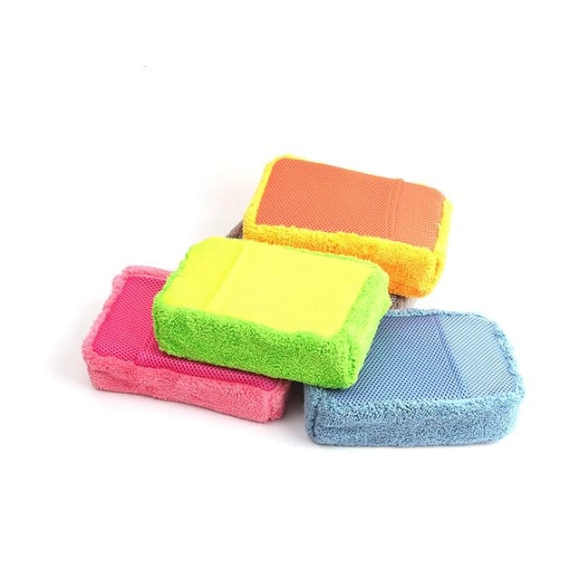 Universal Car Microfiber Cleaning Dusting Water Magnetic sponge With Premium Quality 1 Pc