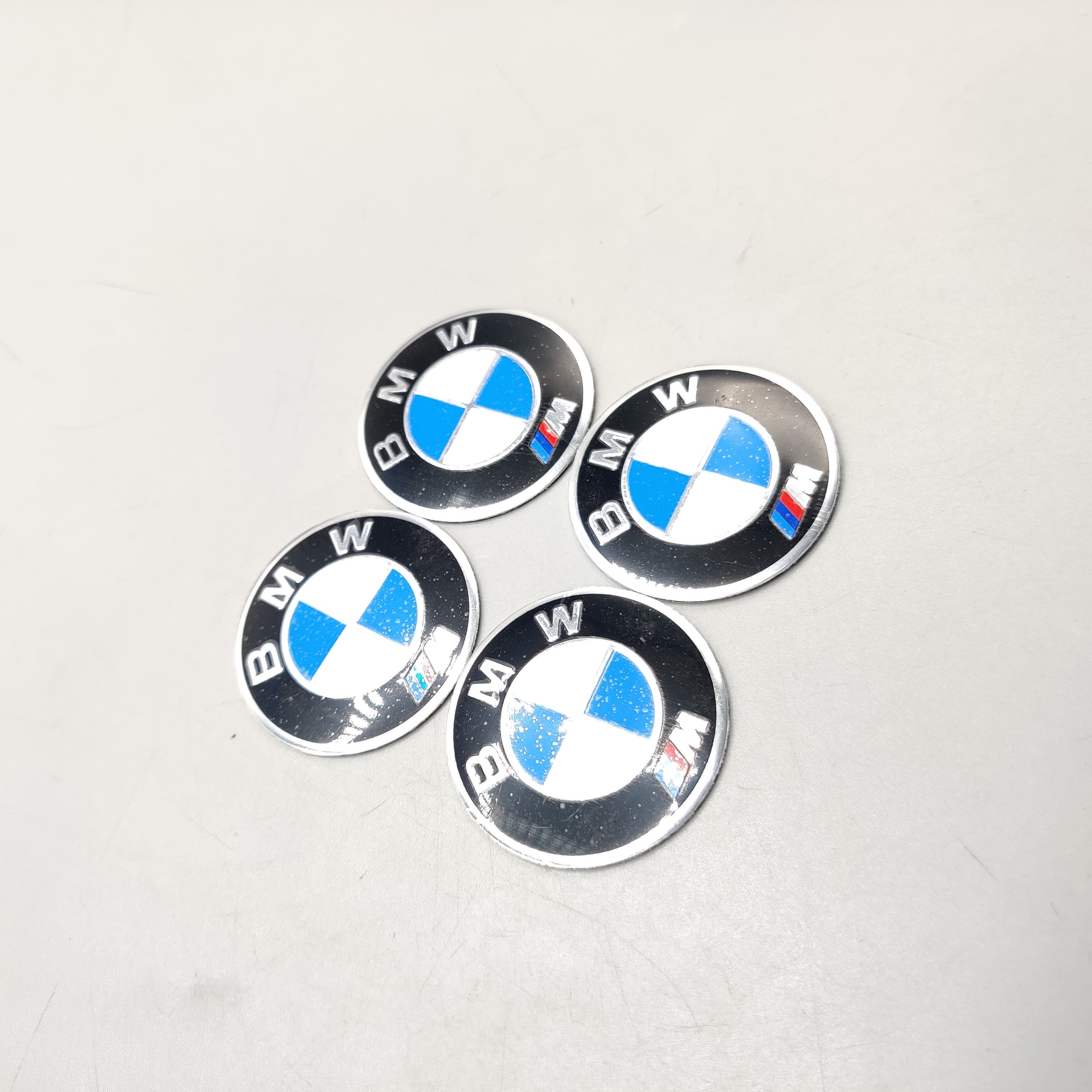 Universal 4.5mm Metal patri Wheel Logo in Premium Quality 4 Pcs Set