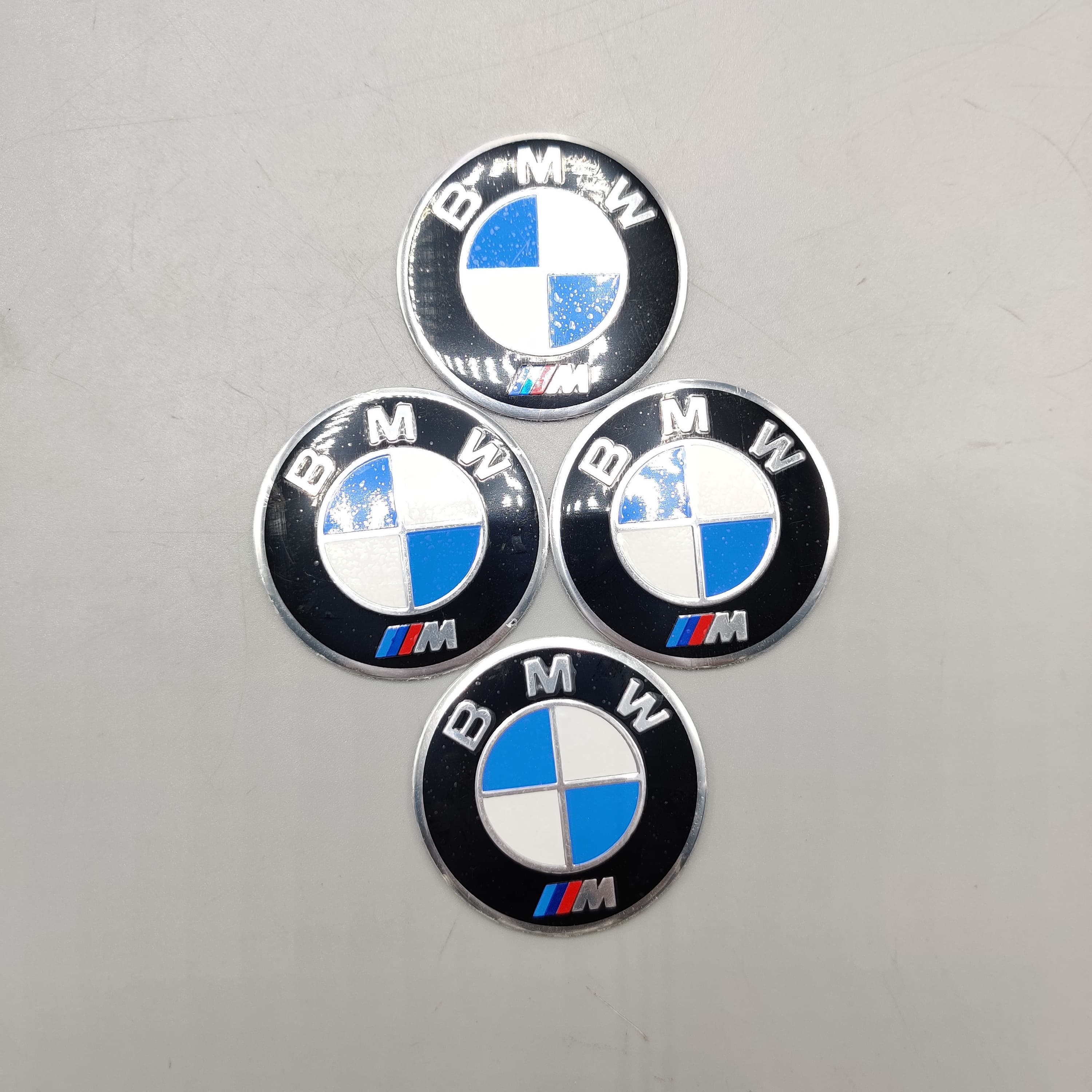 Universal 4.5mm Metal patri Wheel Logo in Premium Quality 4 Pcs Set