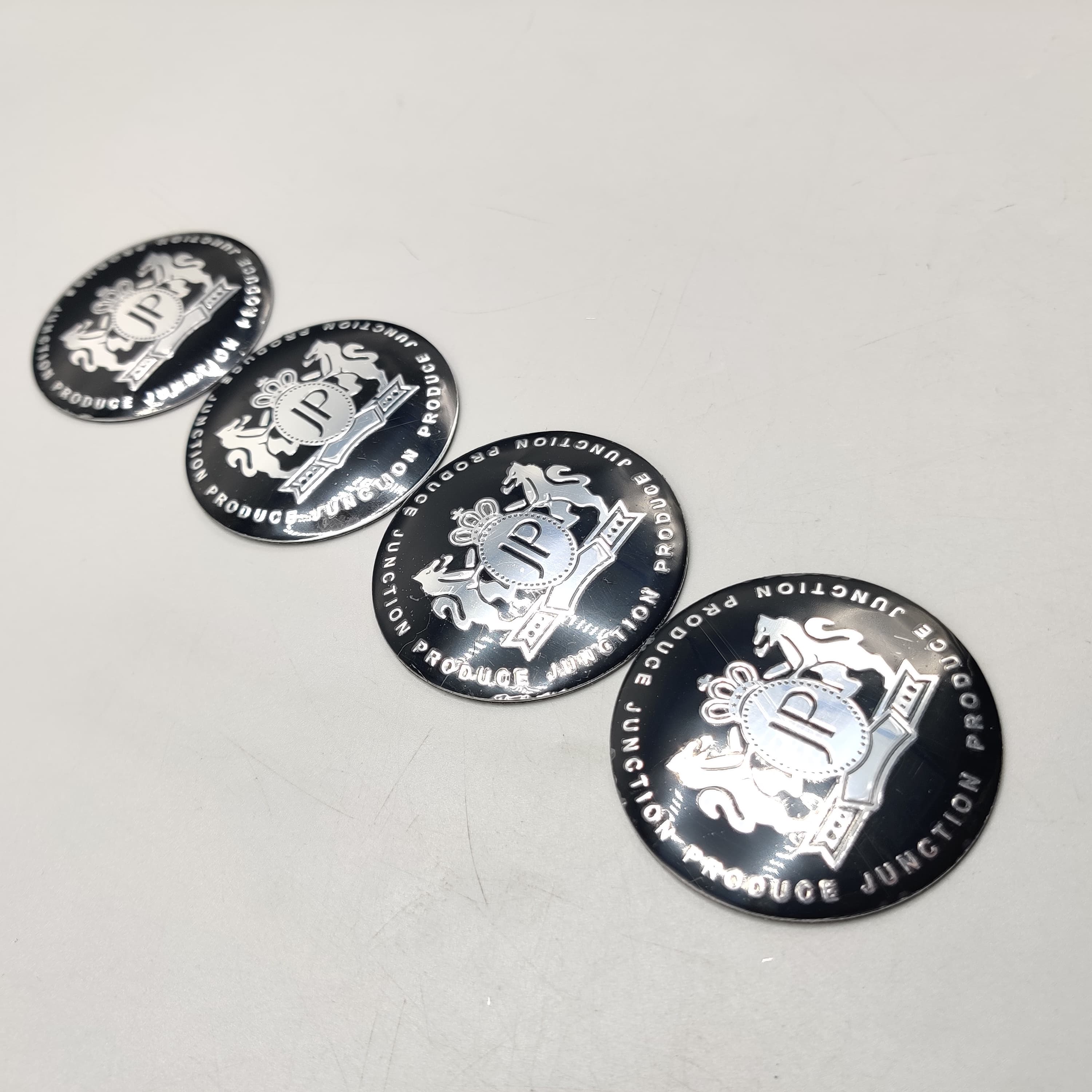 Universal 6.5mm Metal patri Wheel Logo in Premium Quality 4 Pcs Set