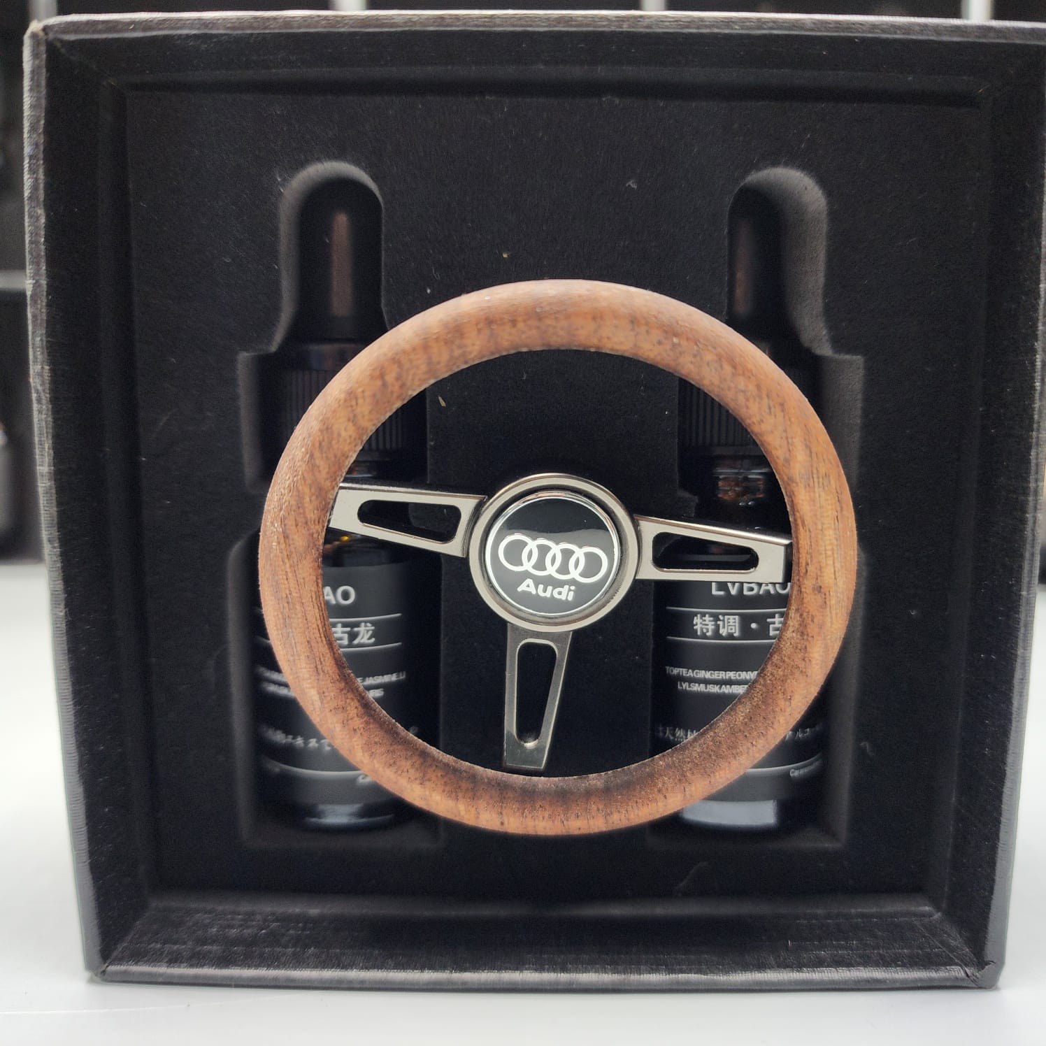 D-11 Steering Wheel Car perfume AC Grill Circle Shape Air Conditioner