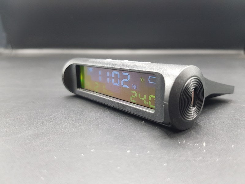 Auto Digitales Thermometer LCD-Uhr 12-24V Multifunktionales Auto Solar  Powered LCD-Uhr mit Zeit-, Datums- und Temperaturanzeige 500 Mah Große  Kapazität B
