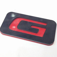 G  plastic logo