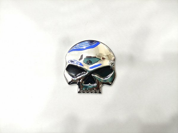 Silver Cut Skull Metal Logo
