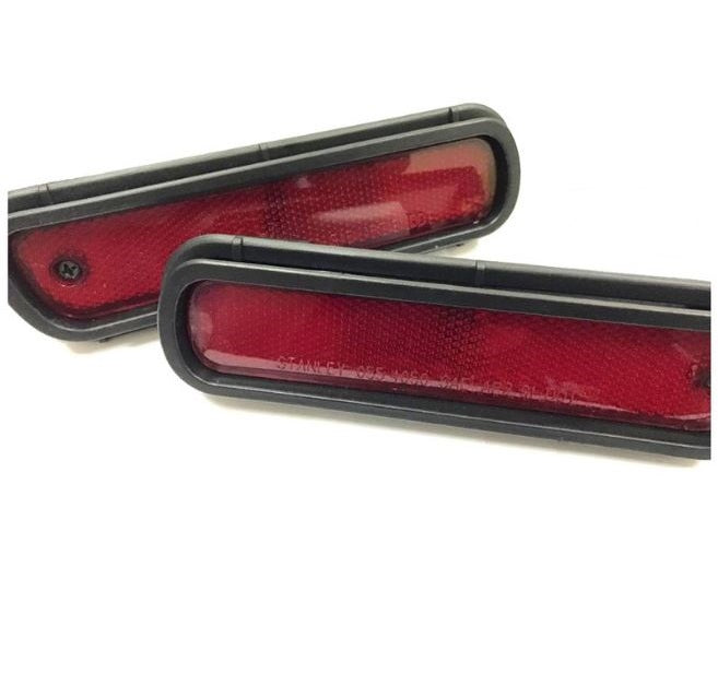 Universal Car LED Reflector Bumper Reflector Light Side Marker Red