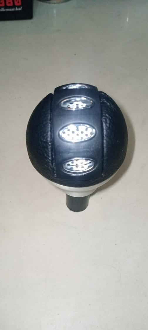 Universal Gear knob Black & Chromium Silver